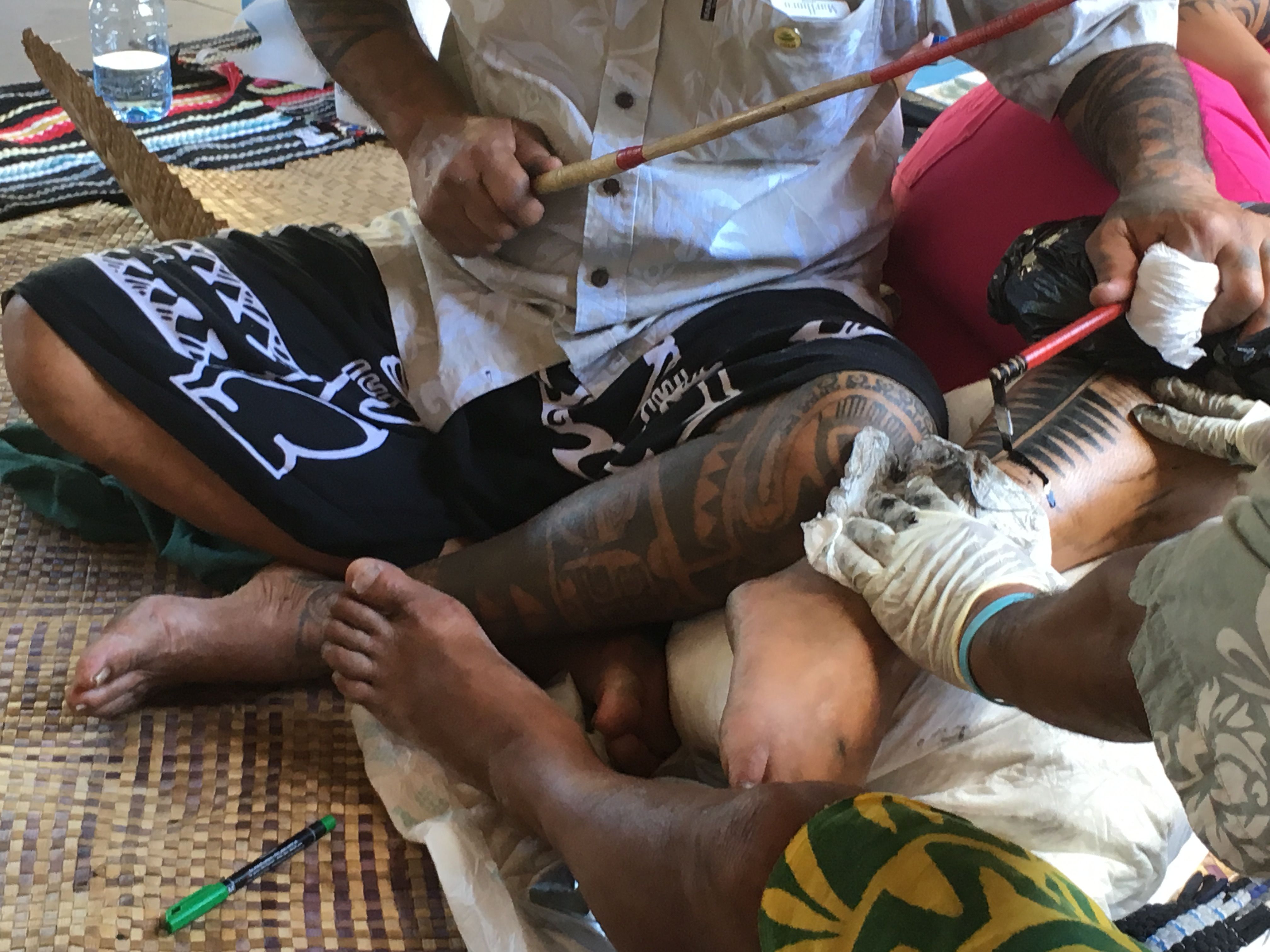Tatouage traditionnel Tahiti — Tahitian full-body tattoo by Saga70